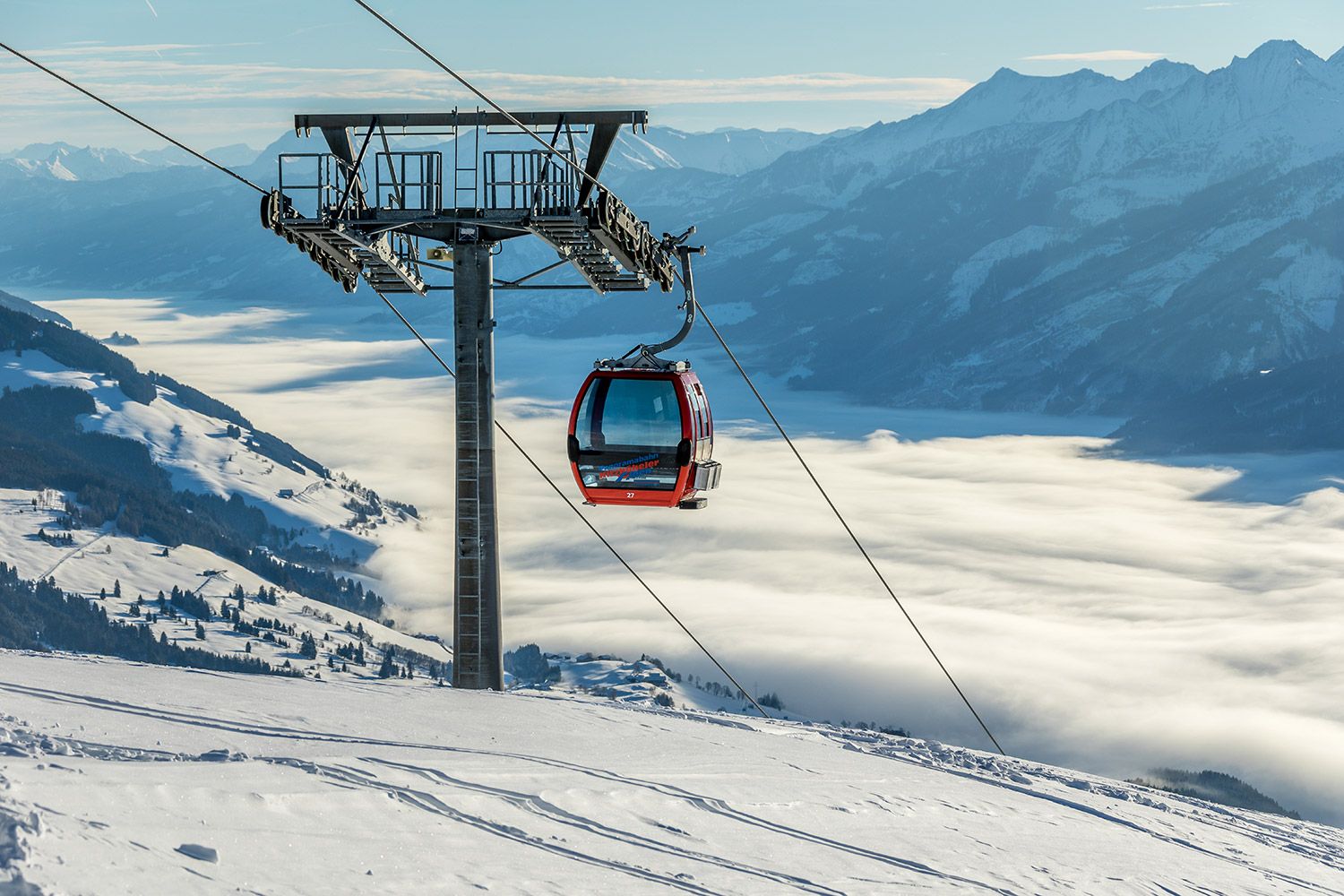 skifahren-kitzbueheler-alpen.jpg
